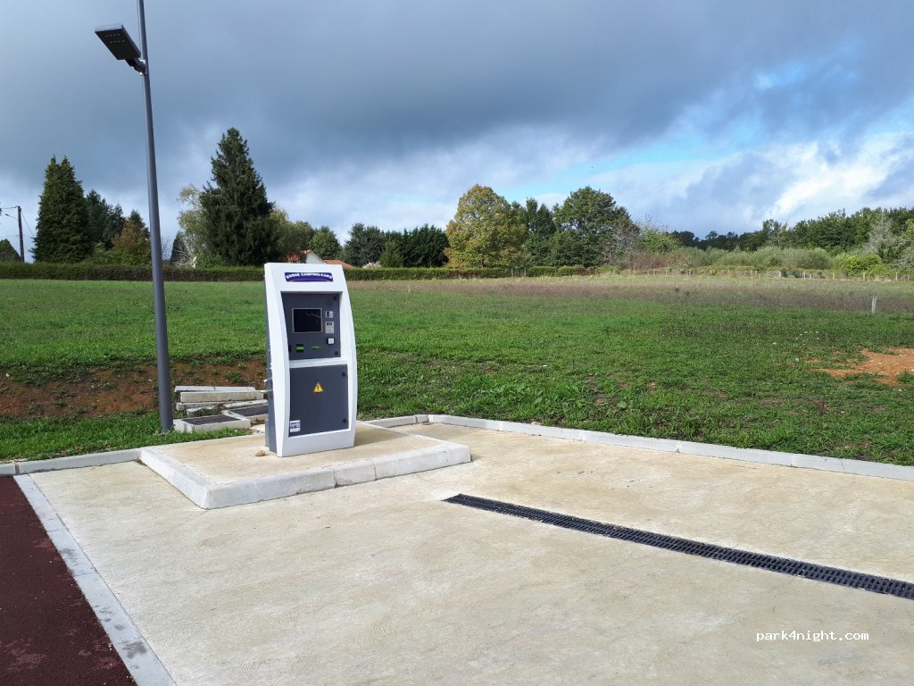 (24470) Saint-Pardoux-la-Rivière - 619 Avenue Léon Sireyjol — foto 2