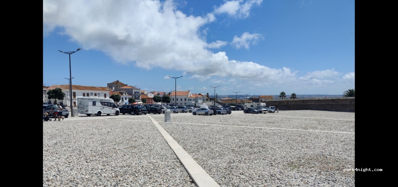 (2520) Peniche - 12 Campo da República — foto 2