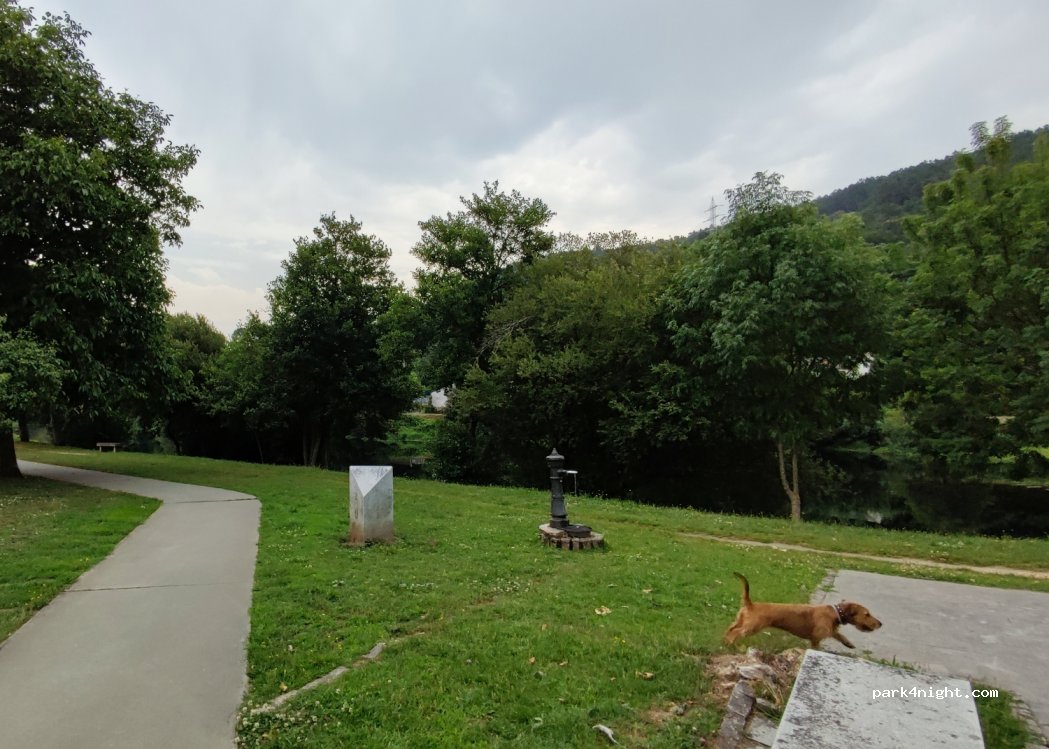 (32416) Ribadavia - 35 Rúa do Xestal — foto 3