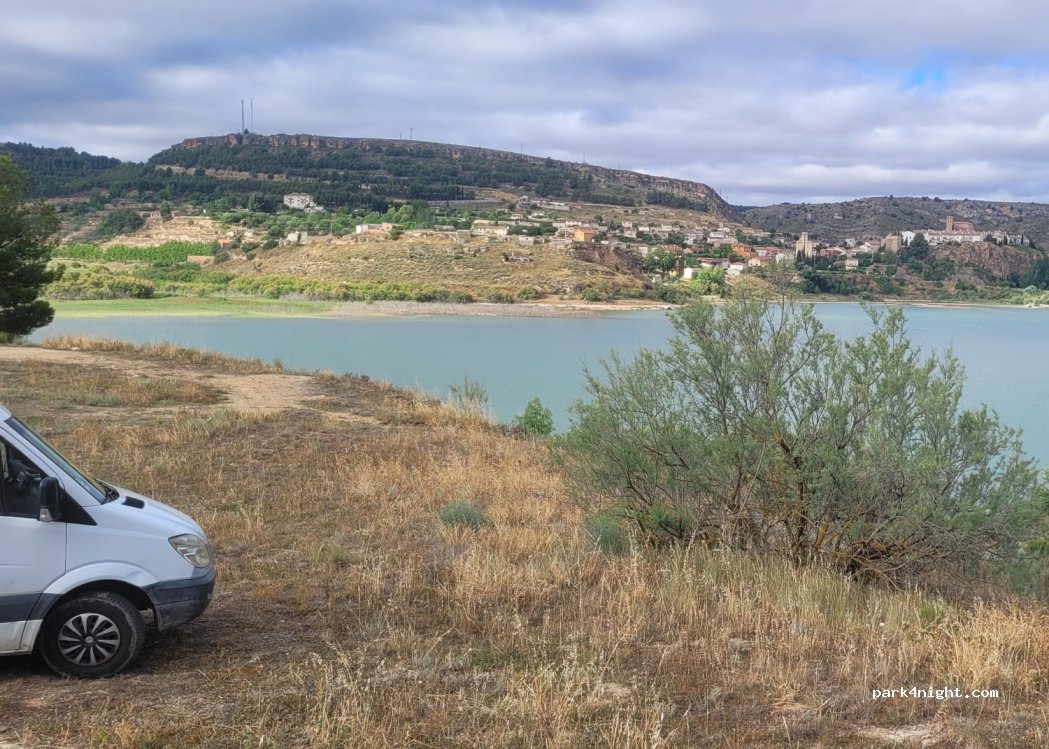 (50210) Nuévalos - Unnamed Road — foto 4