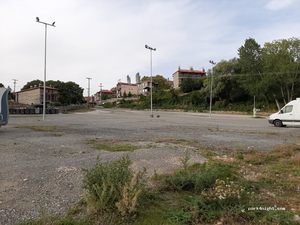 (580 02) Ag. Athanasios - Unnamed Road — foto 3