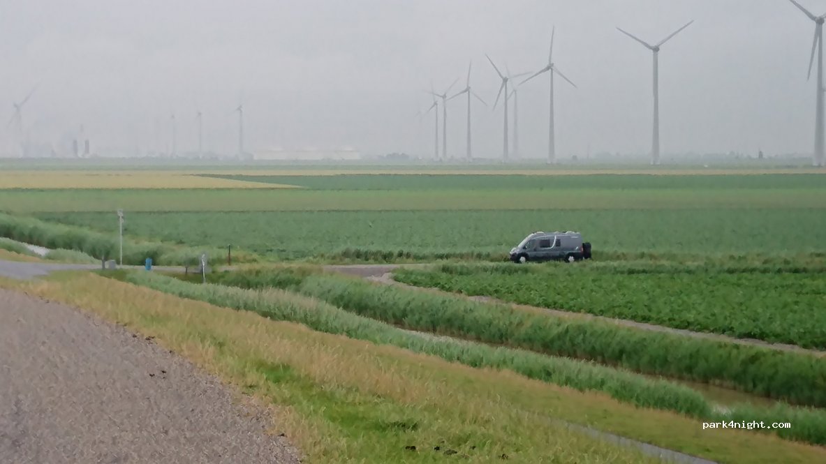 (9982) Uithuizermeeden - Unnamed Road — foto 3