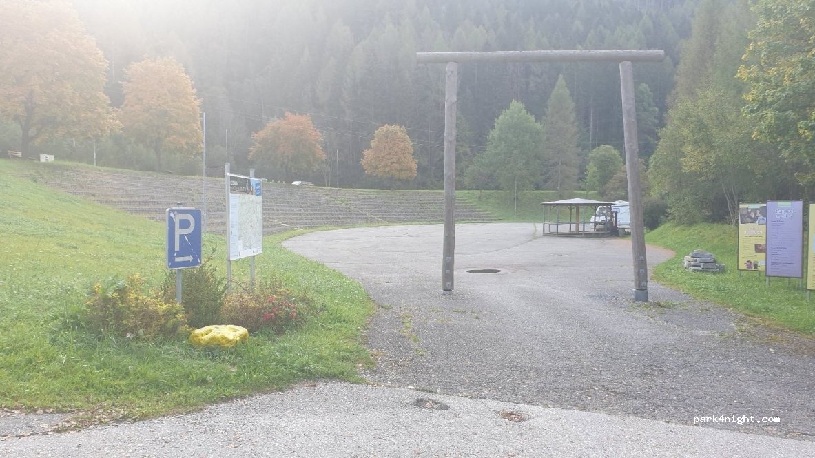 (9375) Hüttenberg - 24 Bahnhofstraße — foto