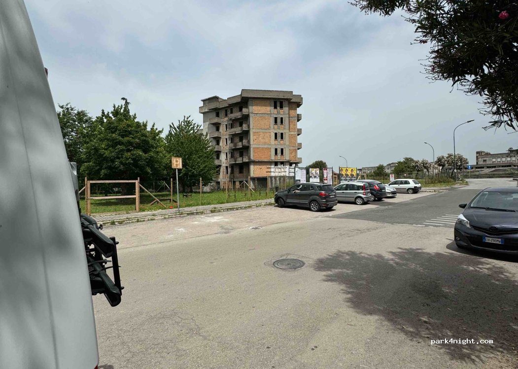 (80045) Pompei - 51a Via Monsignor Luigi di Liegro — foto