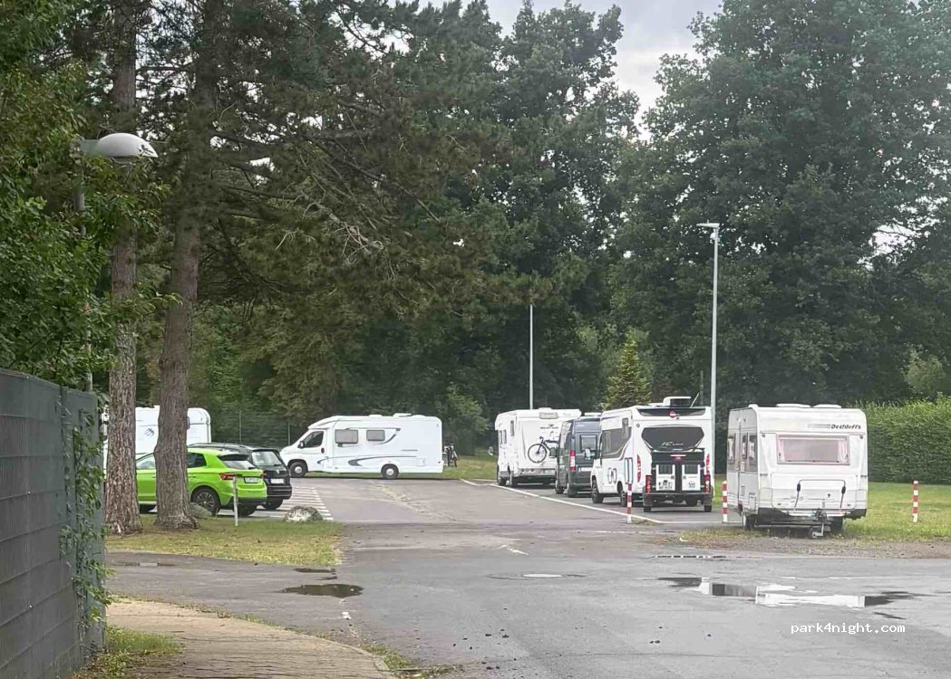 Parkplatz am Strandbad — foto 5