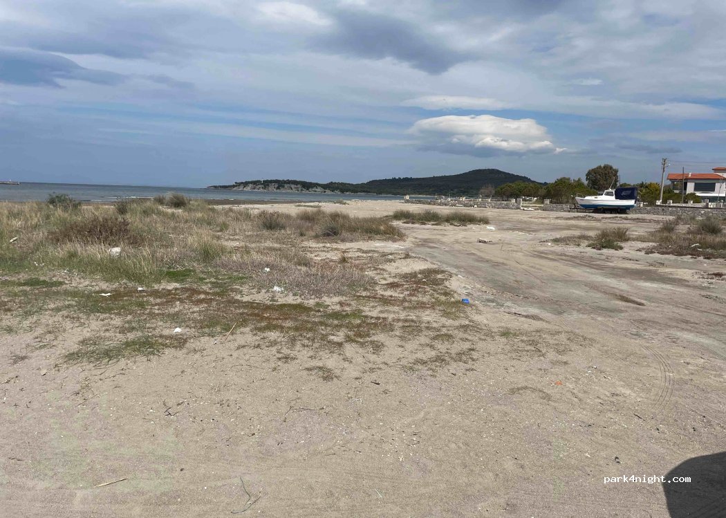 (35980)  - 51 Bademli 45. Sokak — foto