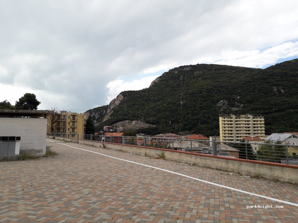 (17024) Finale Ligure - 19 Via XXV Aprile — foto