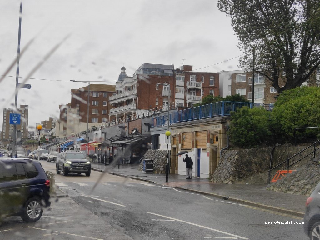 (SS0 7RR) Southend-on-Sea - 20 Western Esplanade — foto