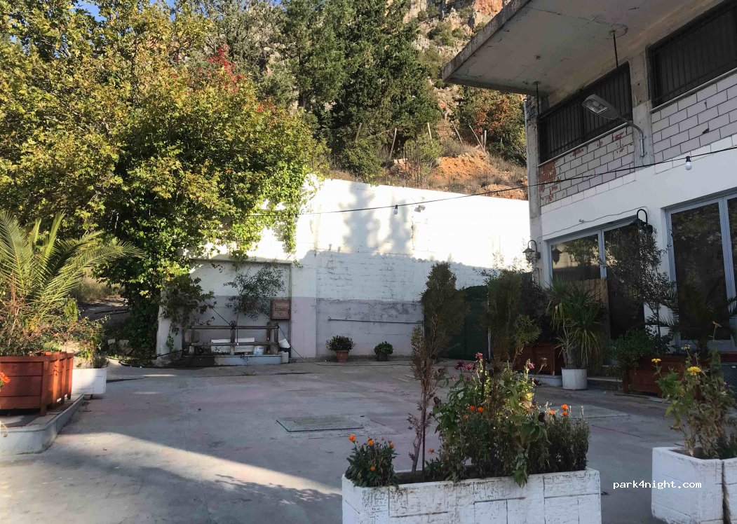 Taverna and Cafe — foto