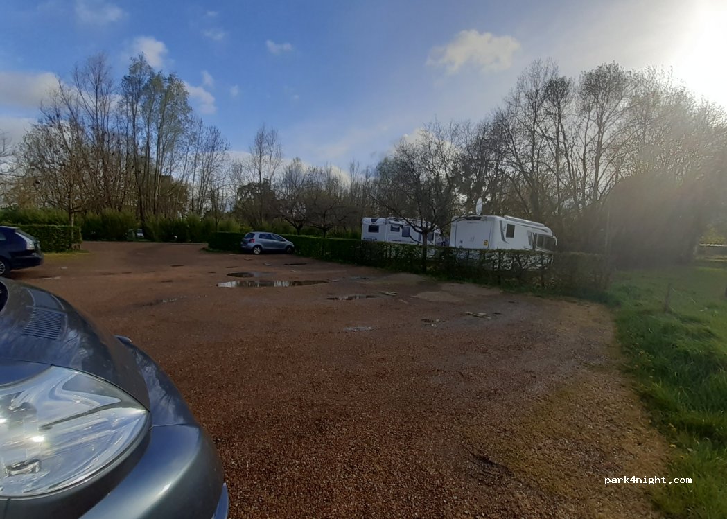 (49170) Béhuard - Rue du Chevalier Buhard — foto 2