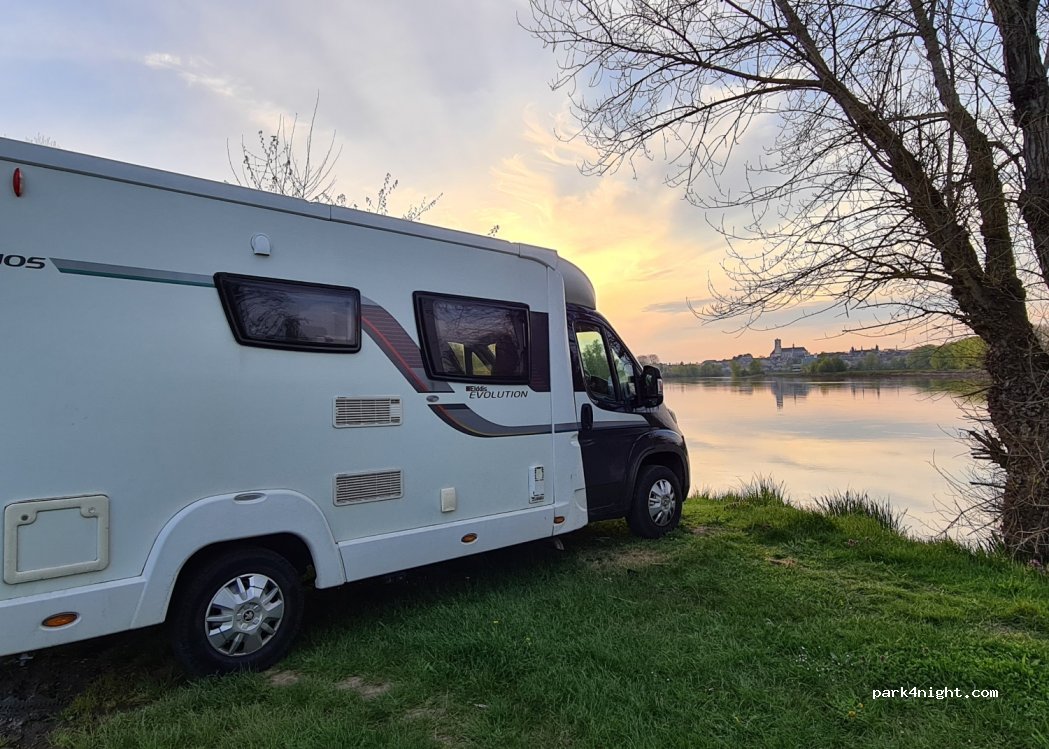 (58000) Nevers - 5 Chemin du Peuplier Seul — foto