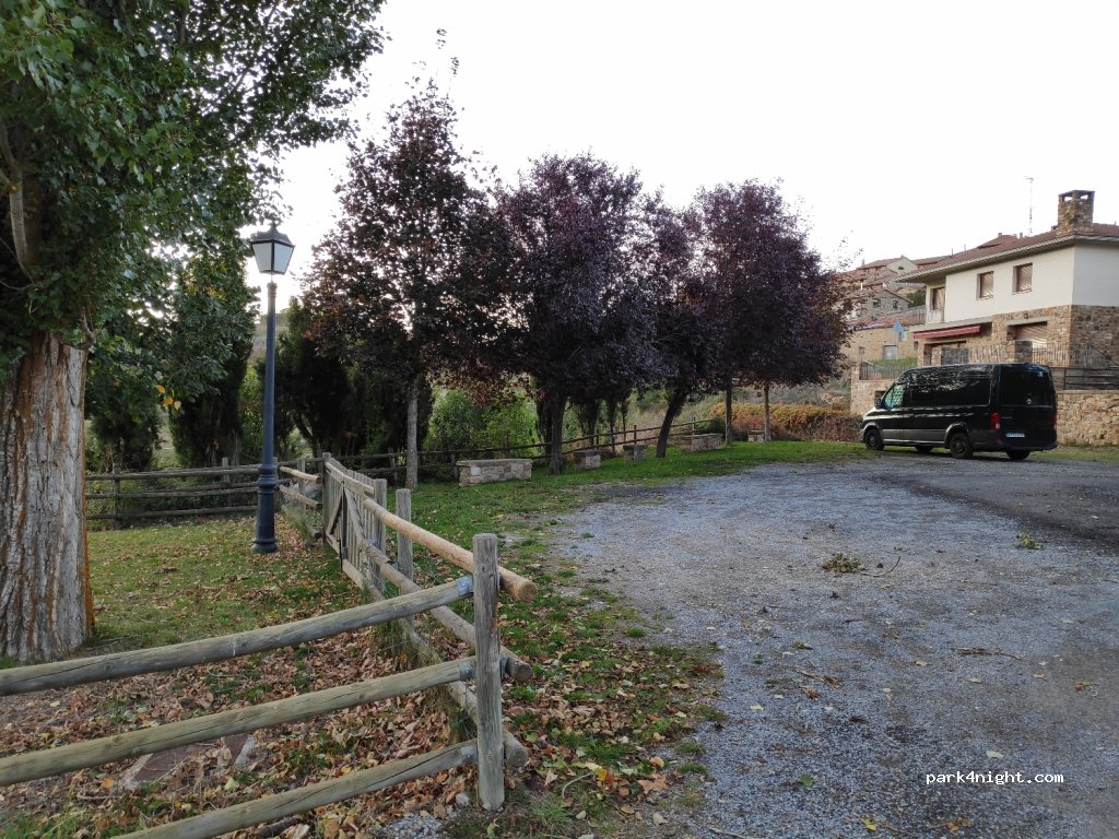 (26126) Lumbreras - 22 Carretera Logroño — foto