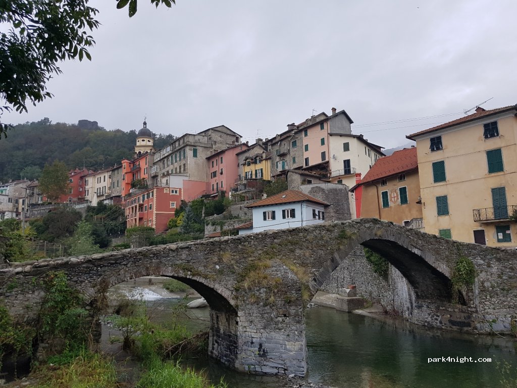 (15060) Voltaggio - Via L. Bottaro — foto