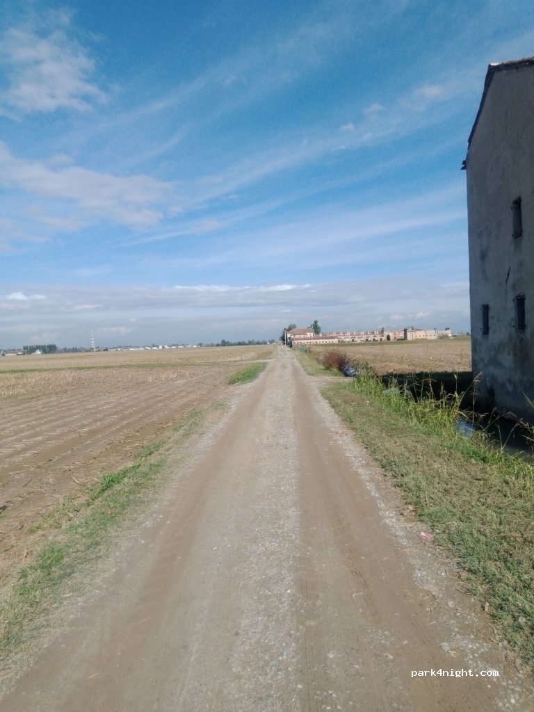 (26010) Sergnano - Unnamed Road — foto
