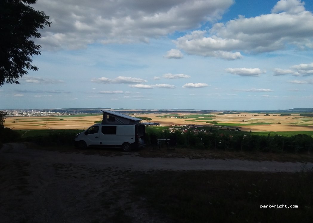 (51500) Écueil - Unnamed Road — foto 2