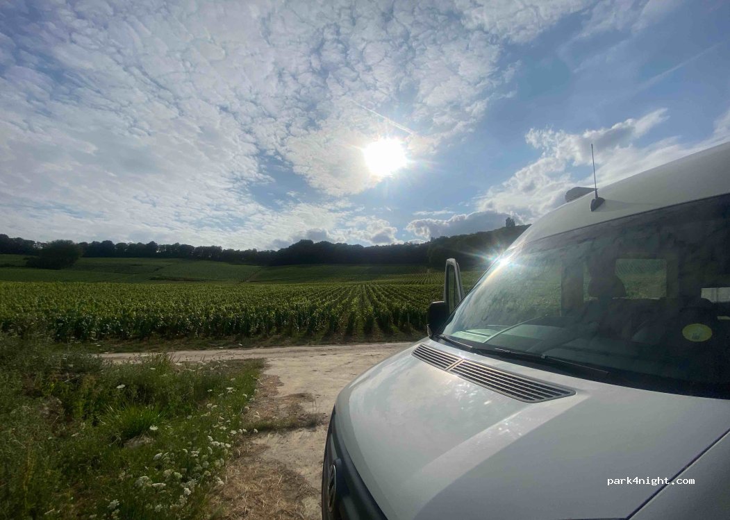(51500) Chamery - 5 Chemin des Caquerays — foto 3