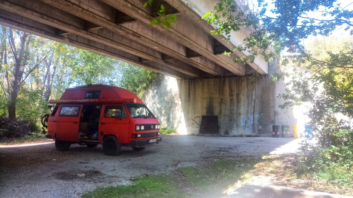 (65022) Bussi sul tirino - Strada Statale 153 — foto