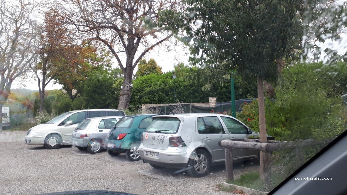 (04300) Sigonce - 7094 Rue de l'École — foto