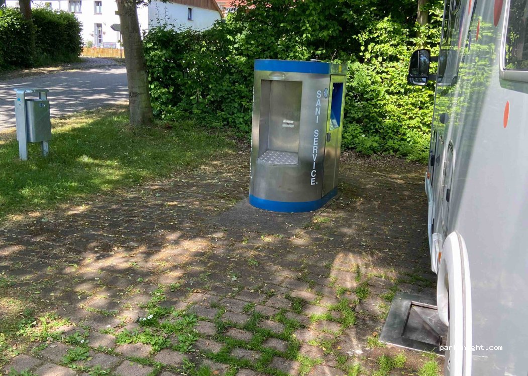 Wohnmobilhafen Bellersen — foto