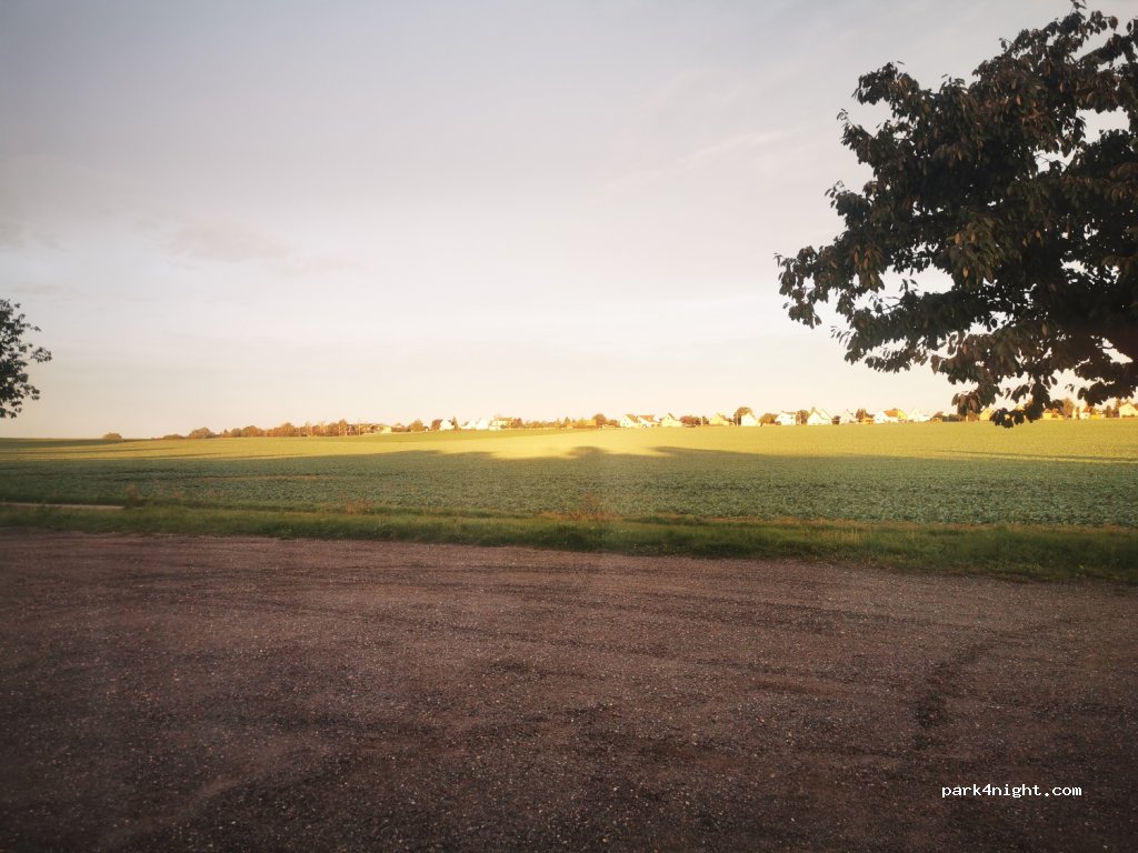 (01587) Riesa - Unnamed Road — foto
