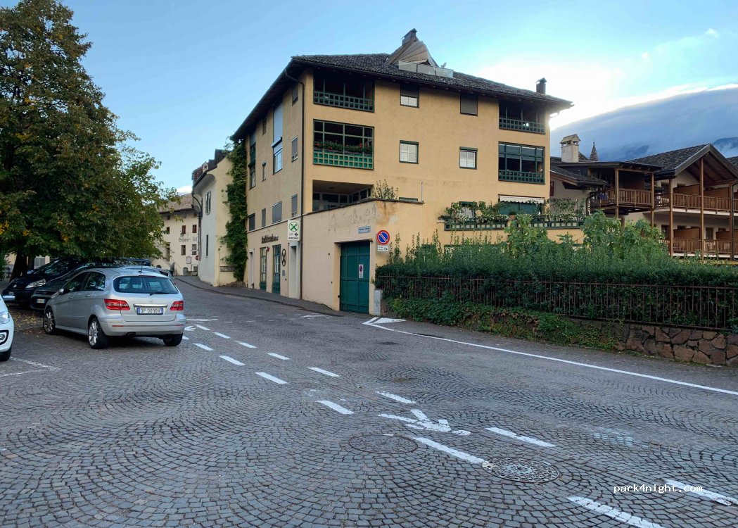 (39040) Cortaccia - 14 Piazza Hauptmann Schweiggl — foto 2