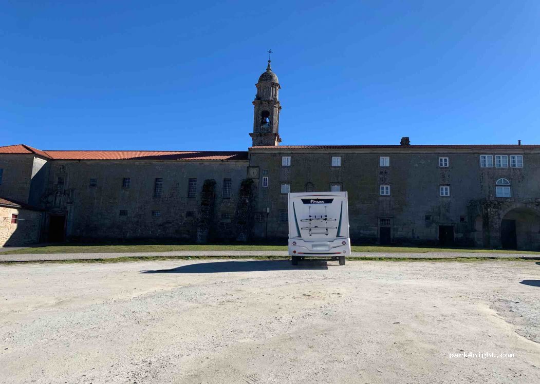 (32660) Allariz - 15 Rúa Campo da Barreira — foto 2