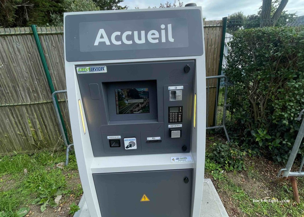 (50230) Agon-Coutainville - Boulevard Louis Lebel-Jéhenne — foto 3