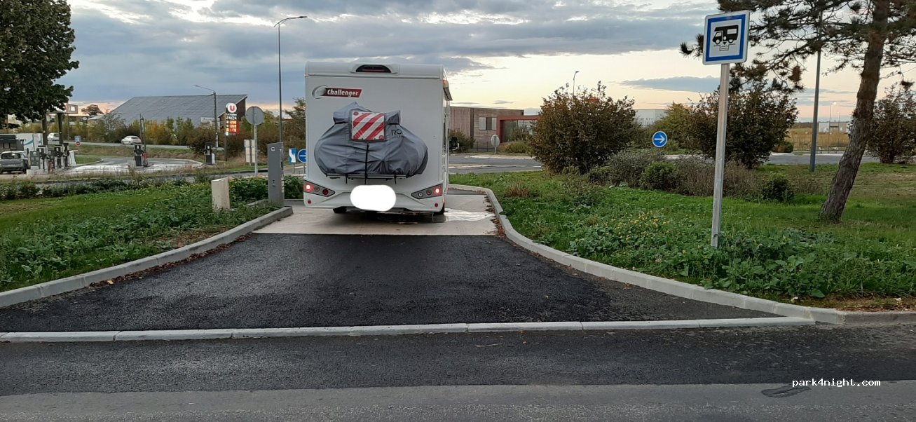 (86190) Vouillé - 7 Vert Village — foto