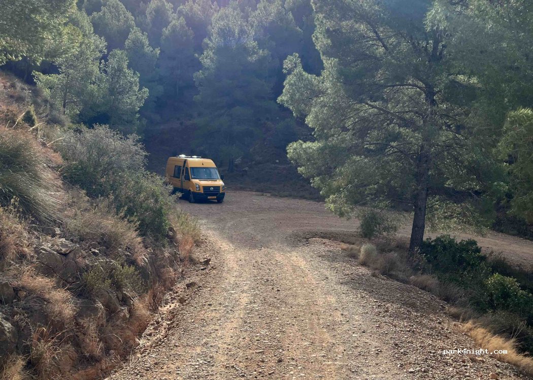 (46149) Gilet - 20 Plaça Poligono 7 — foto 3