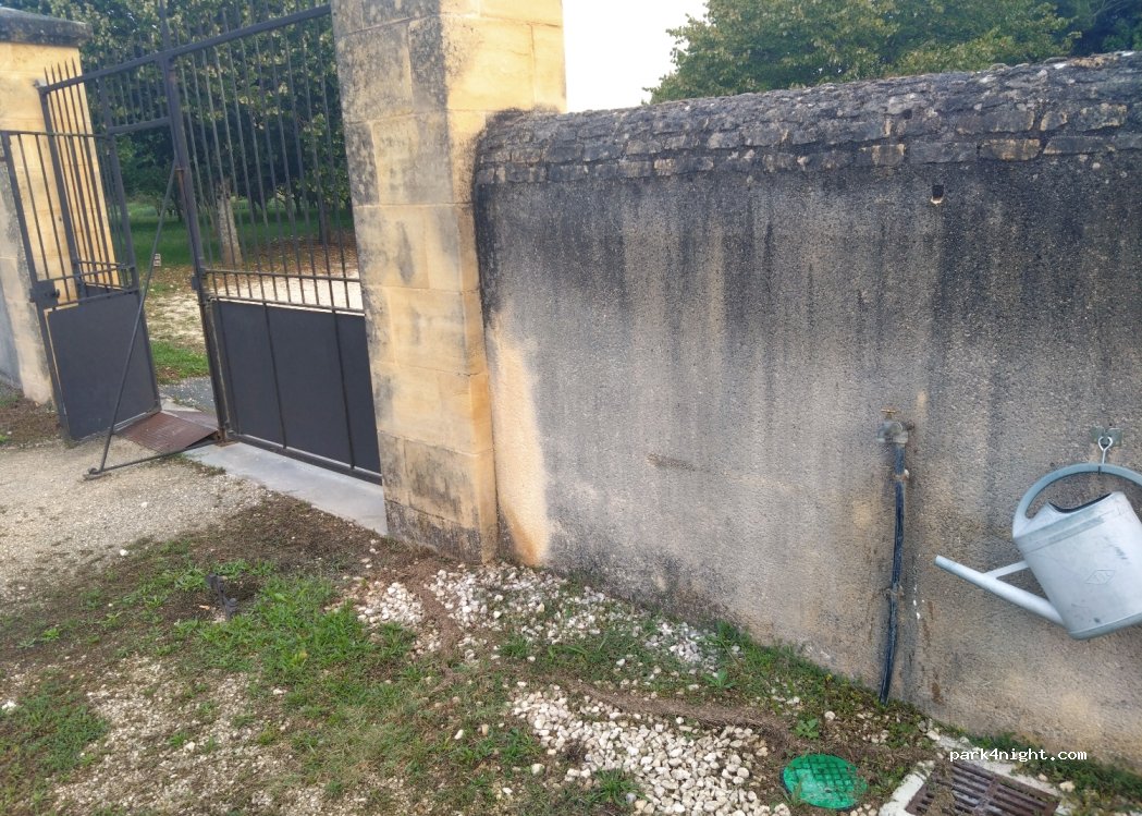 (24590) Salignac-Eyvigues - 22 Avenue Jean Couderc — foto 3