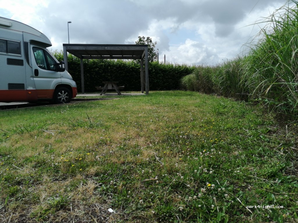 (40800) Aire-sur-l'Adour - Autoroute de Gascogne — foto 3