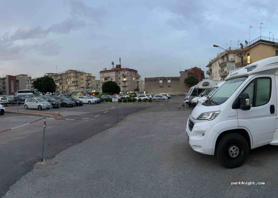 I.P.M. Parcheggio Sosta Camper — foto 4