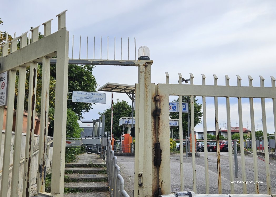 I.P.M. Parcheggio Sosta Camper — foto 5