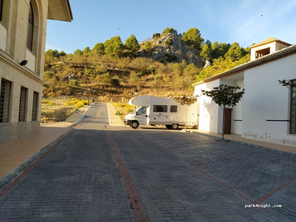 (18247) Moclín - 8 Calle Hacho — foto 2