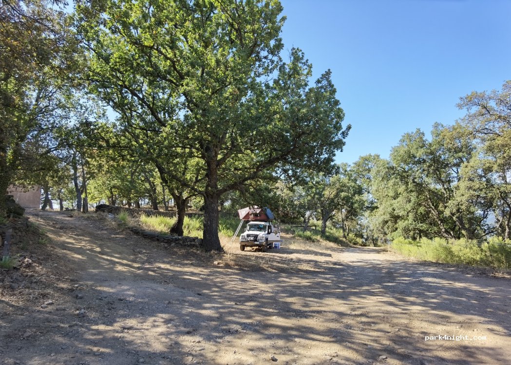 (83680) La Garde-Freinet - — foto 3
