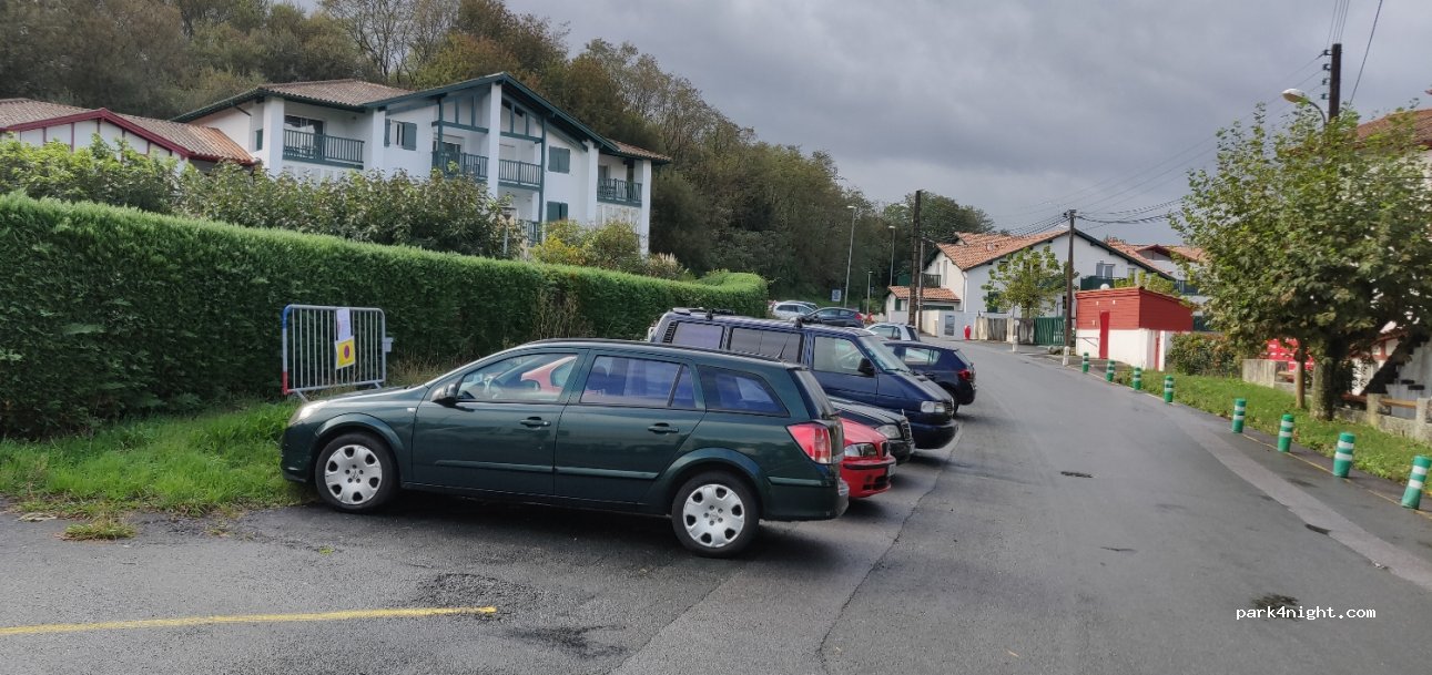 (64700) Hendaye - 9 Rue de Pohotenia — foto