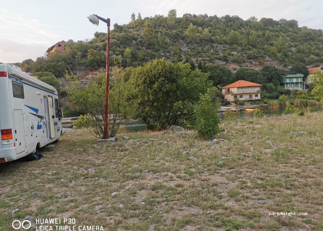 (23450) Obrovac - 23 Put Gračaca — foto 5