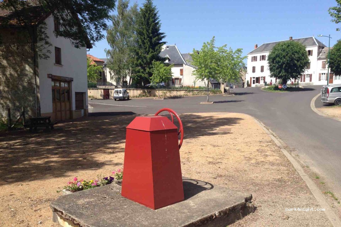 (63640) Biollet - Le Bourg — foto 2