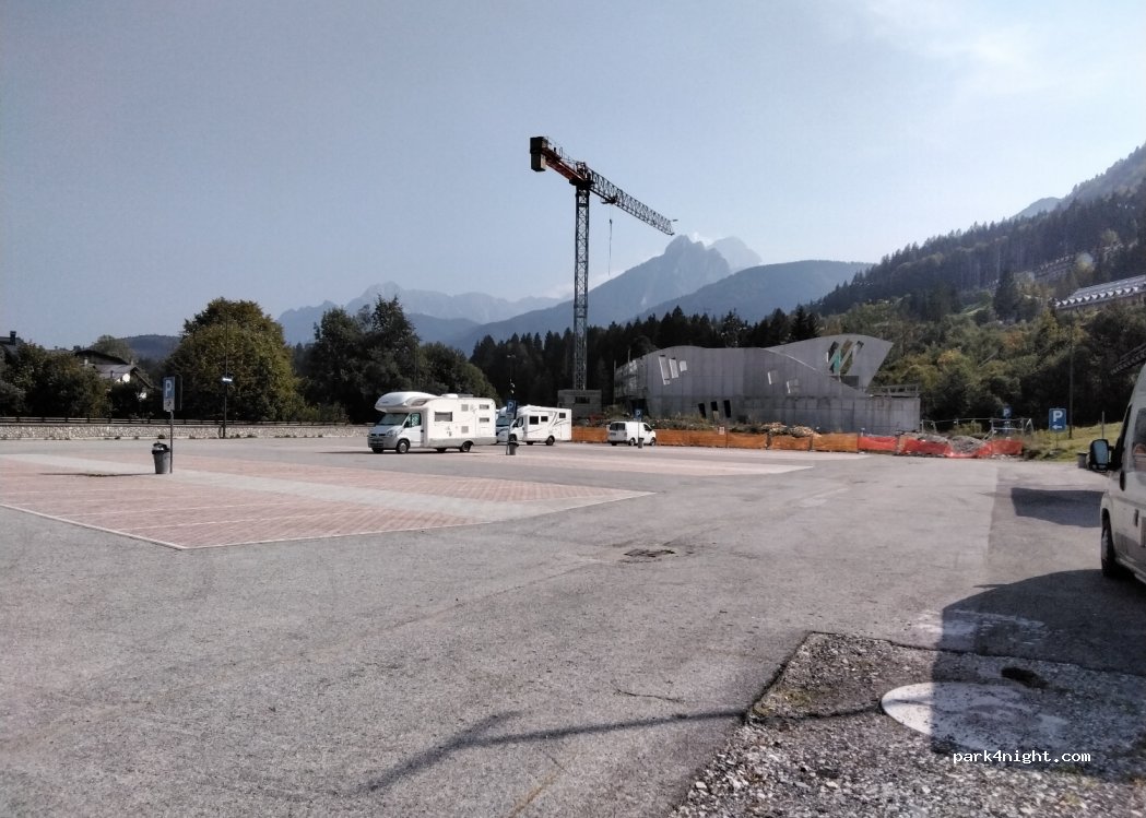(33018) Tarvisio - 18 Via Armando Diaz — foto