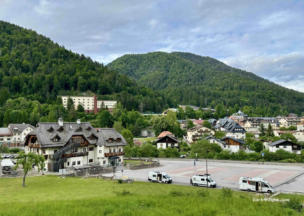 (33018) Tarvisio - 18 Via Armando Diaz — foto 5