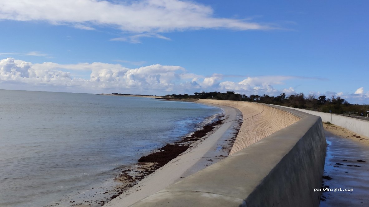 (17670) La Couarde-sur-Mer - 50 Route d'Ars — foto 2