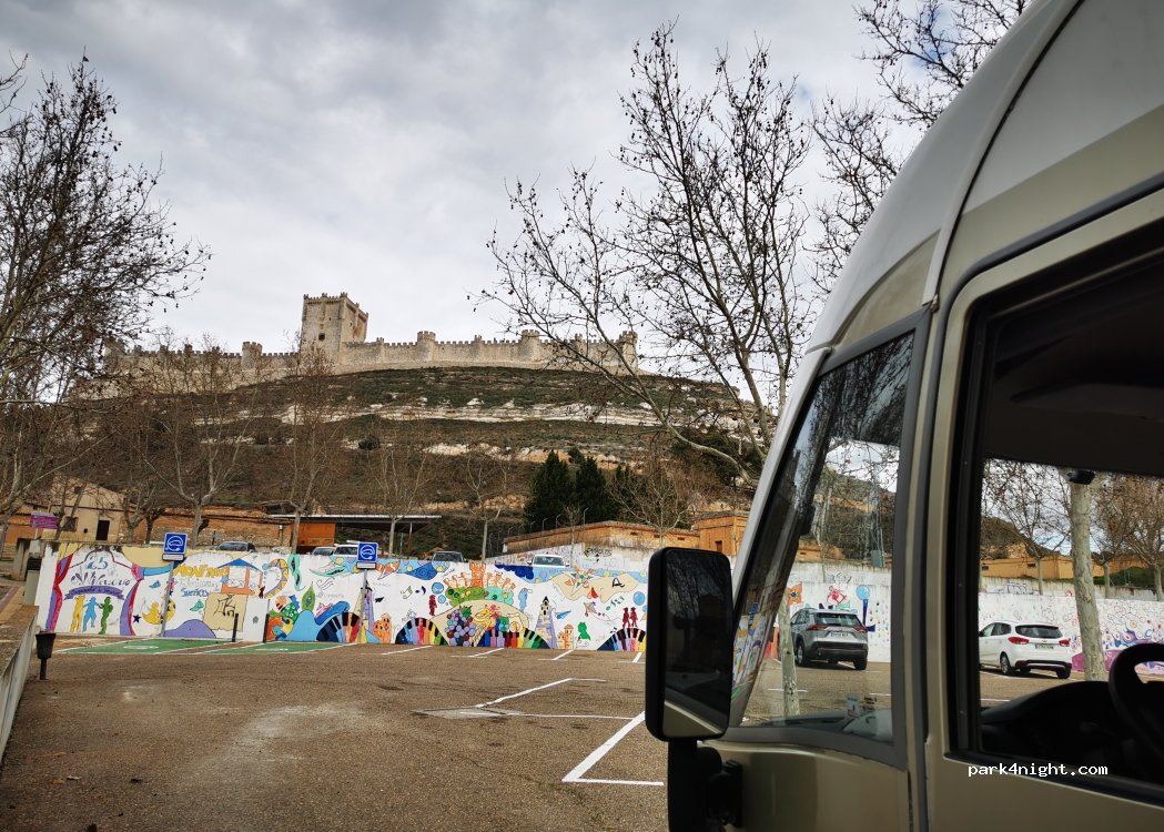 (47300) Peñafiel - 40 Calle de los Destiladeros — foto 4