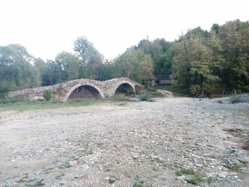 (440 10) Kipi - Eparchiaki Odos Metsovou-Kipon — foto
