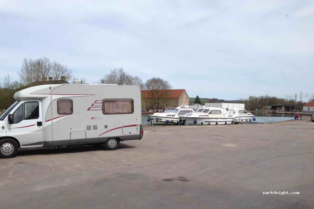 (21500) Montbard - 7 Quai Philippe Bouhey — foto