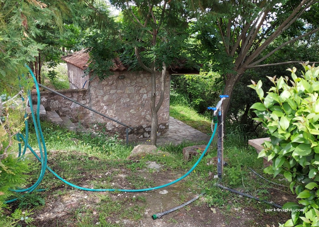 (422 00) Kalampaka - Unnamed Road — foto 3