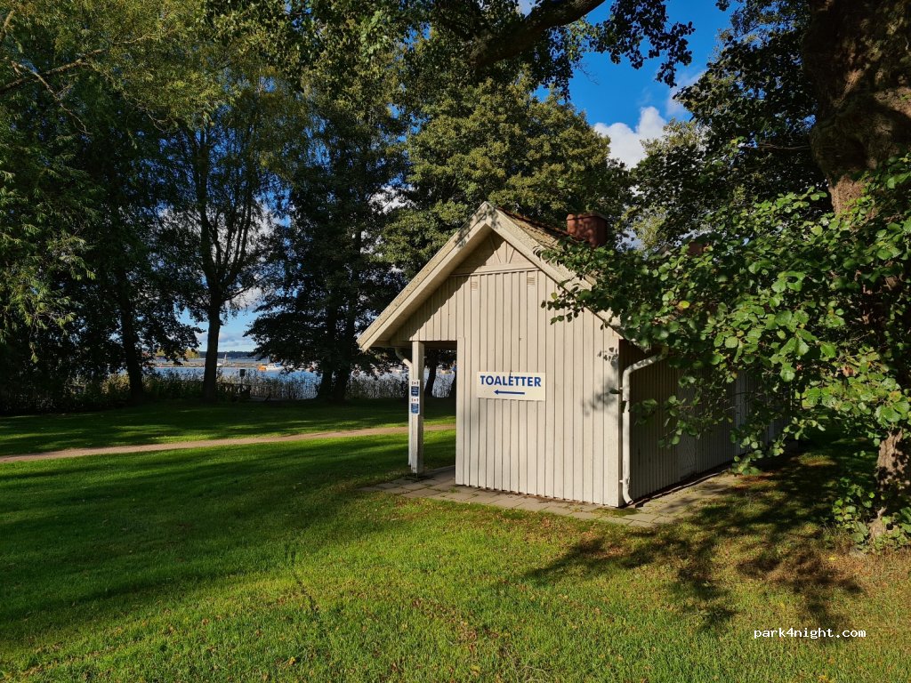 (546 30) Karlsborg - 2 Ankarvägen — foto