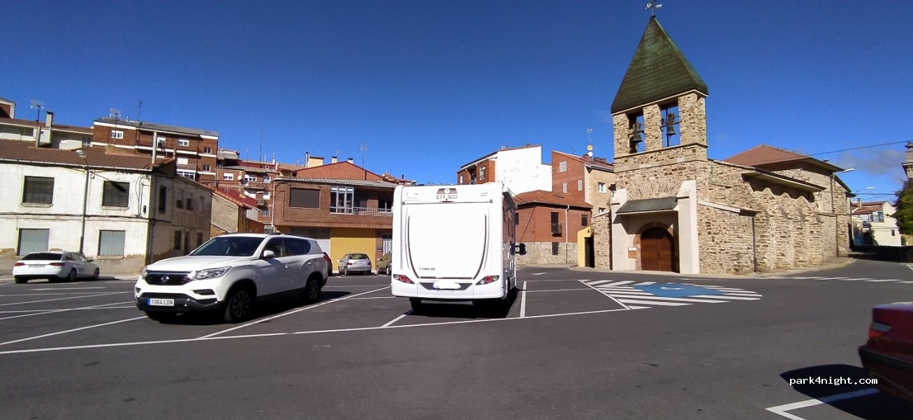 (24700) Astorga - 15 Plaza Santo Domingo — foto 2