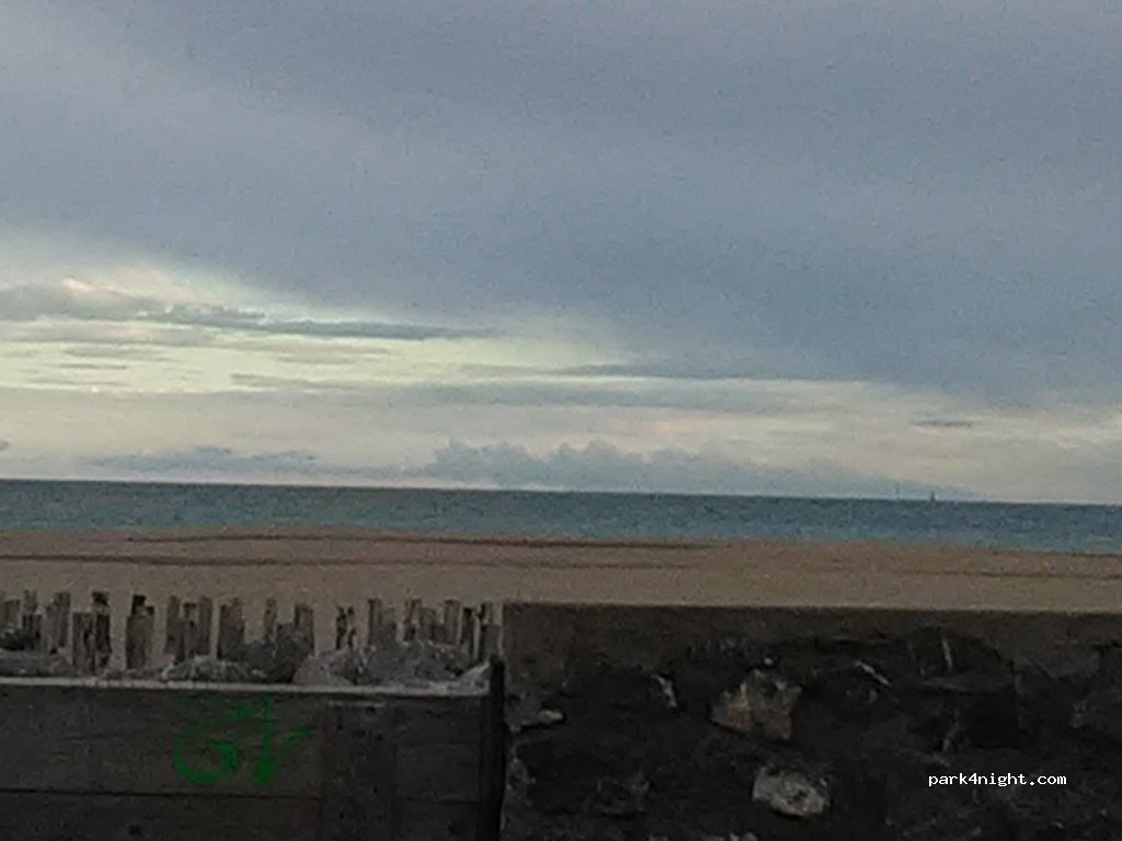 (11430) Gruissan - 1 Chalets 5E Rangée — foto