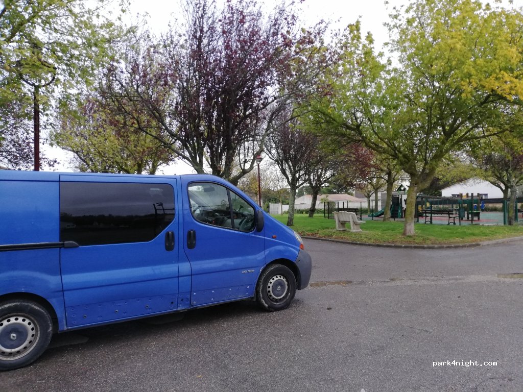 (11290) Arzens - 19 Lotissement la Condamine — foto