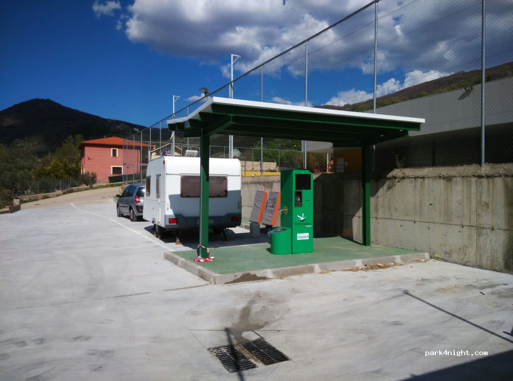 (10750) Baños de Montemayor - Calle Callejón — foto